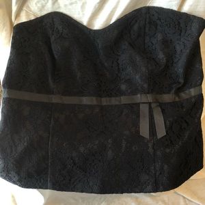 🐾Black lace corset inspired top.